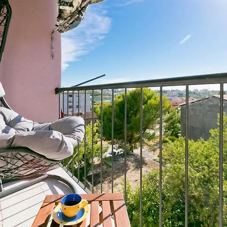 Modern Oasis Apartment Пула Екстериор снимка