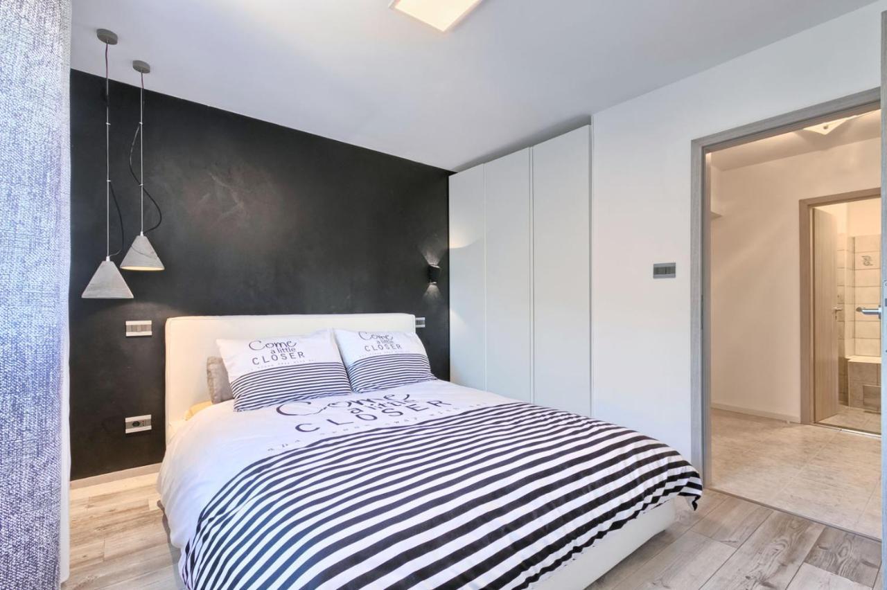Modern Oasis Apartment Пула Екстериор снимка