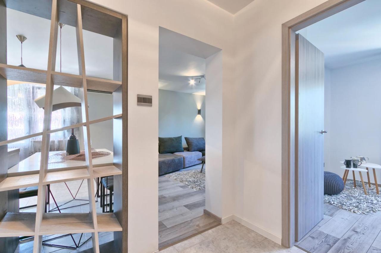 Modern Oasis Apartment Пула Екстериор снимка