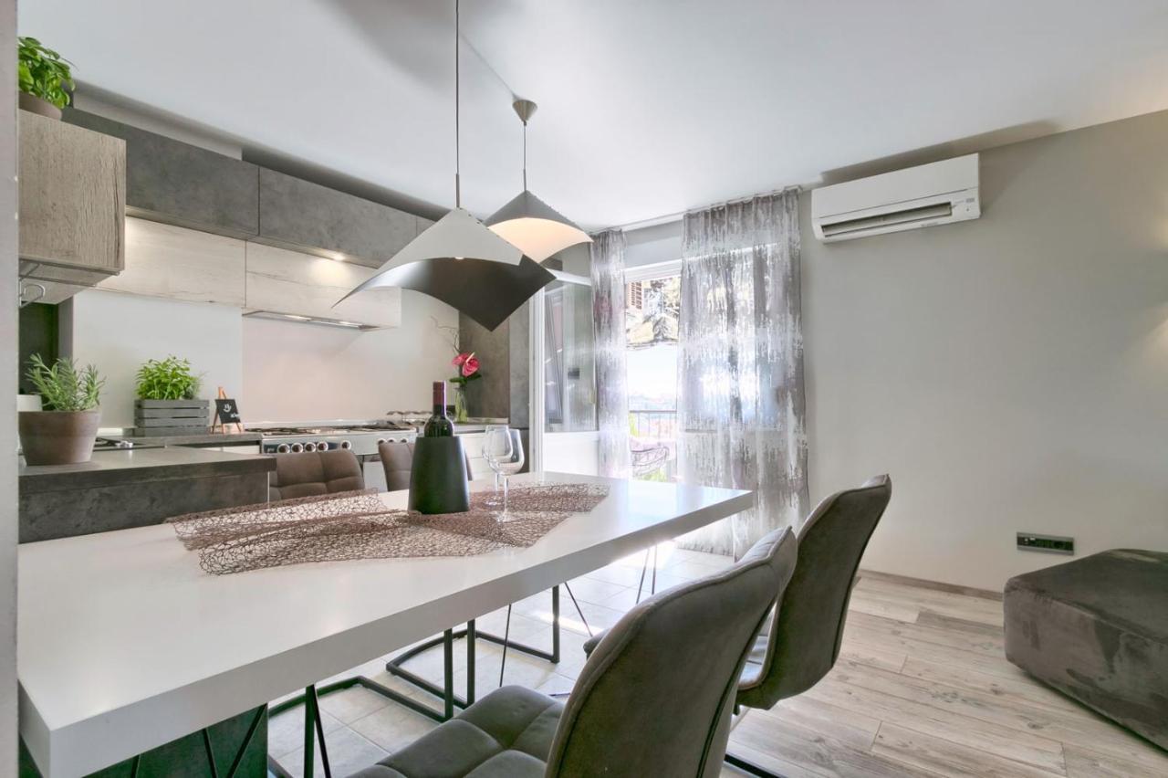 Modern Oasis Apartment Пула Екстериор снимка